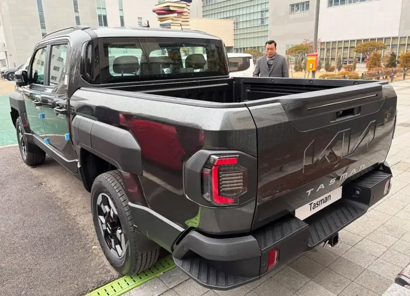 Kia Tasman Tasman Double Cab 2.2 CRDi (210 bg) 4WD Automatic - görsel 3