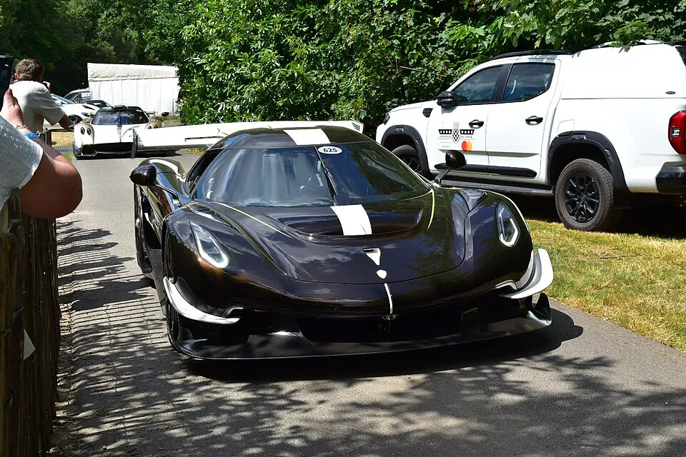Koenigsegg Sadairs Spear Sadairs Spear