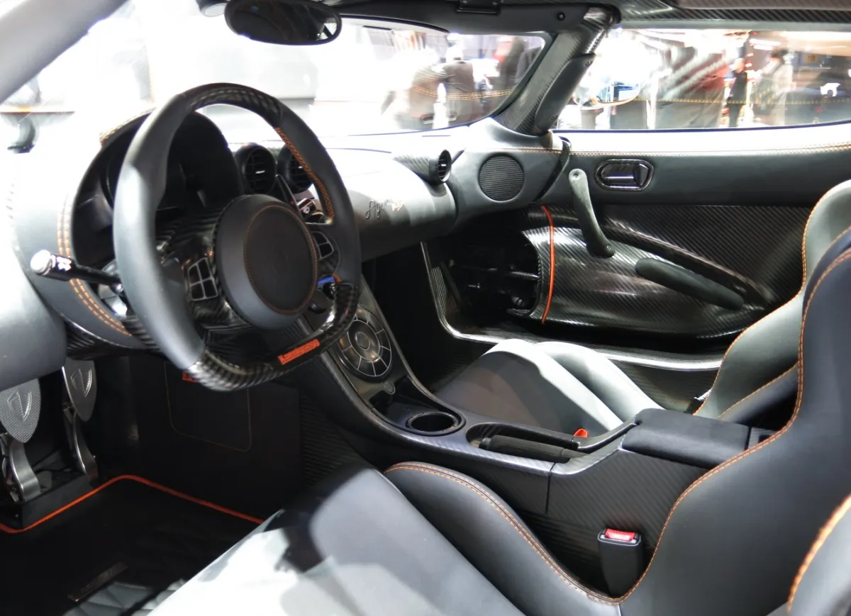 Koenigsegg - 11