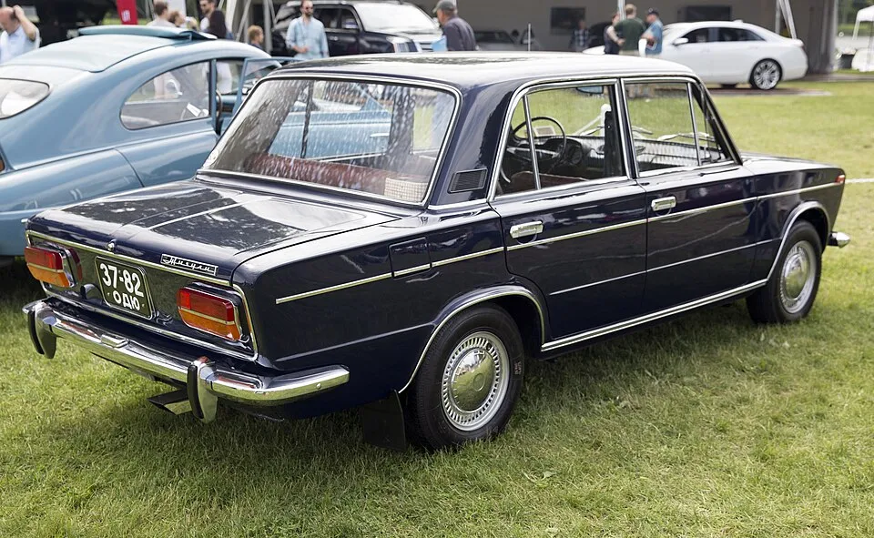 Lada 2103 21033
