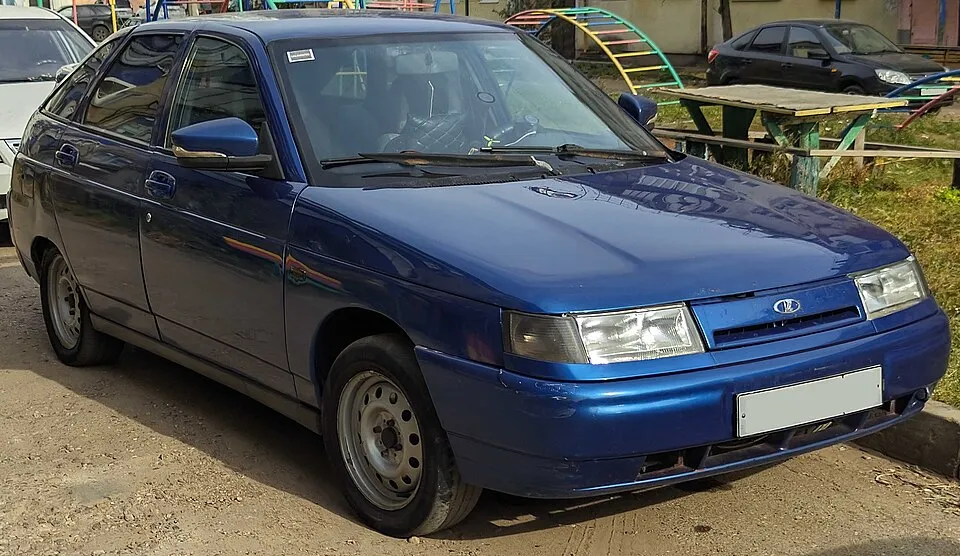 Lada 2112 21124