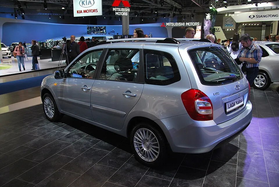 Lada 4