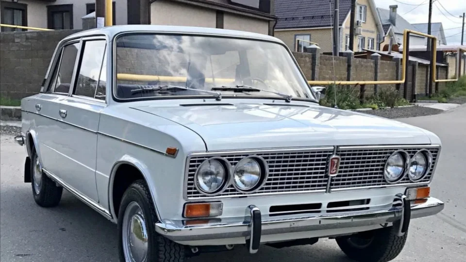 Lada 2103 2103