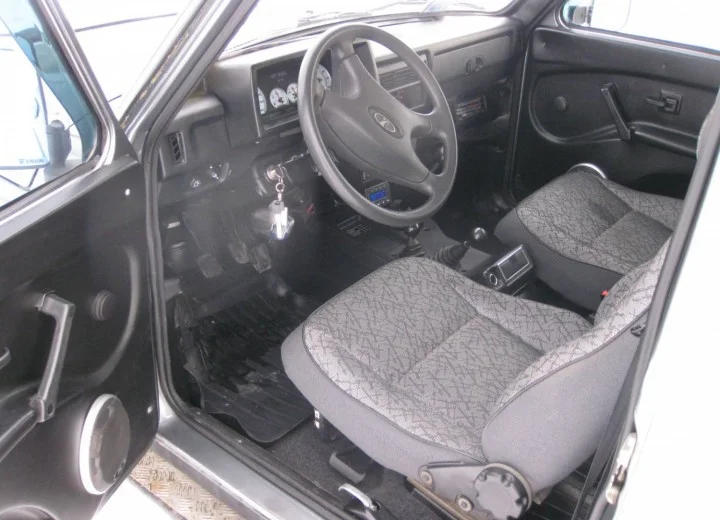 Lada 2131 21312