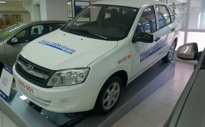 Lada Granta - 2