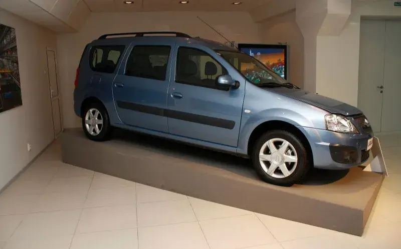 Lada Largus - 2