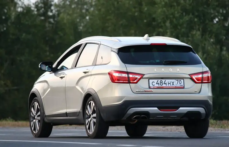Lada Vesta - 2