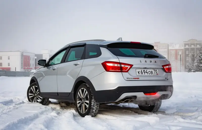Lada Vesta - 5