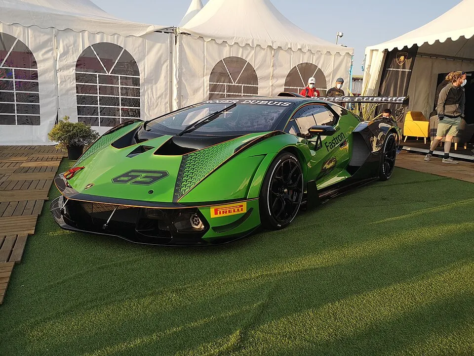 Lamborghini Essenza SCV12 Essenza SCV12