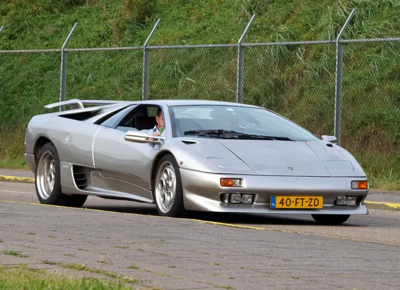 Lamborghini Diablo - 4