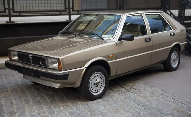 Lancia Delta - 3