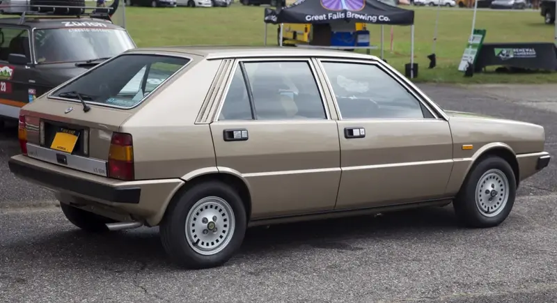 Lancia Delta - 4