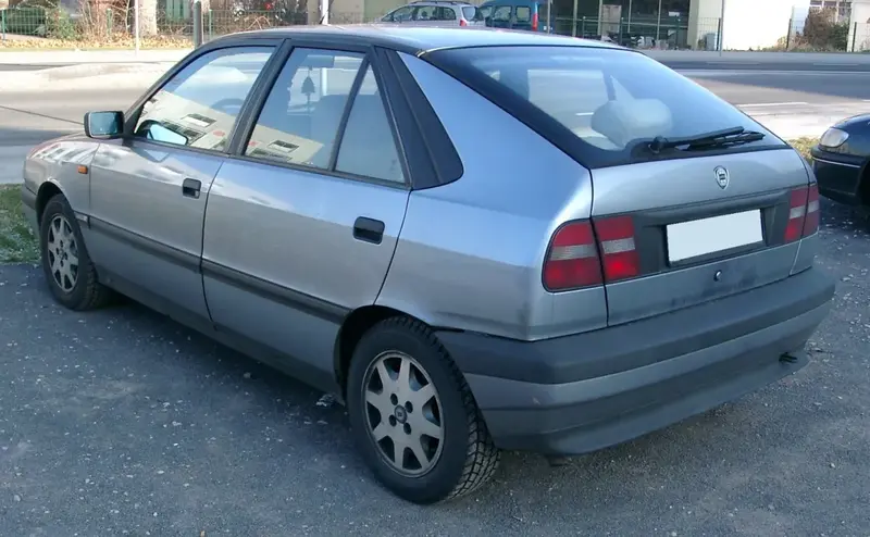 Lancia Delta - 2