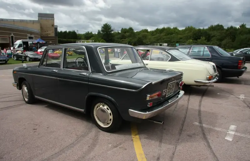 Lancia Fulvia Fulvia 1.3 S (88 bg) - görsel 2