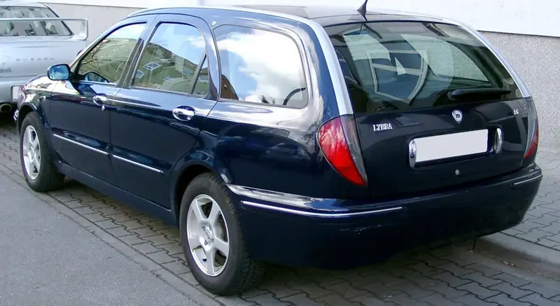 Lancia Lybra - 6