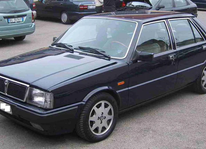 Lancia Prisma Prisma (831 AB)