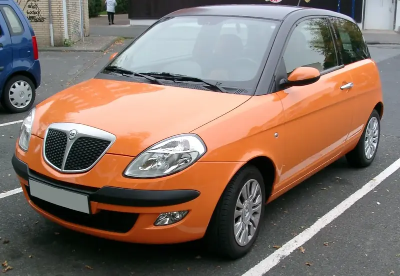 Lancia Ypsilon - 2