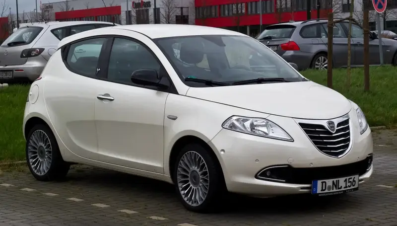 Lancia Ypsilon Ypsilon (846)