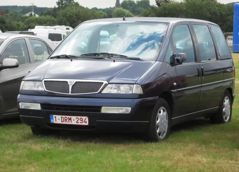 Lancia Zeta Zeta 2.0 16V (132 bg) - görsel 3