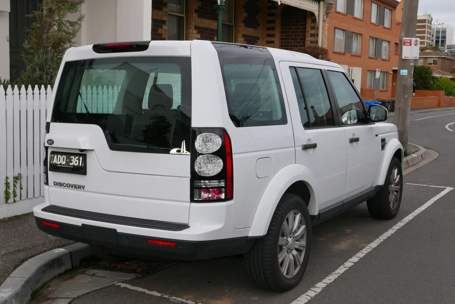 Land Rover Discovery Discovery IV (facelift 2013)