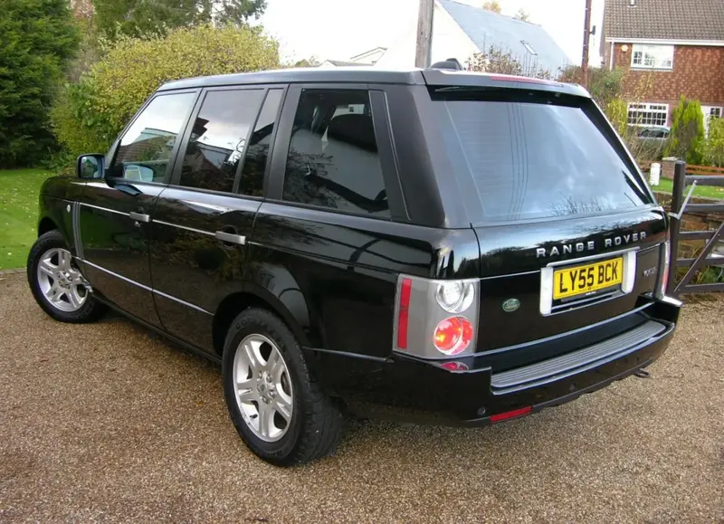 Land Rover Range Rover Range Rover III 3.6 TDV8 (271 bg) AWD Automatic - görsel 3