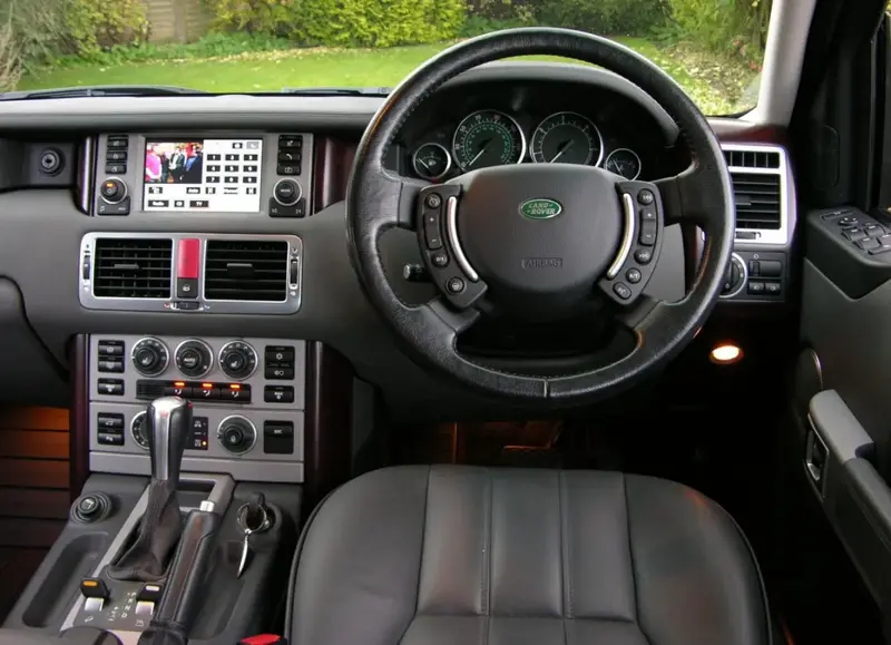 Land Rover Range Rover Range Rover III 3.6 TDV8 (271 bg) AWD Automatic - görsel 6