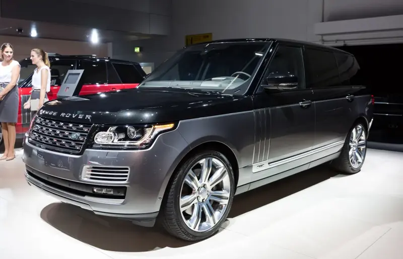 Land Rover Range Rover Range Rover IV Long 5.0 V8 (510 bg) AWD Automatic - görsel 2