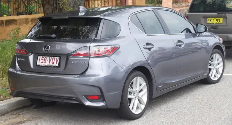 Lexus CT - 2