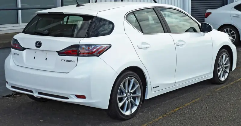 Lexus CT - 2
