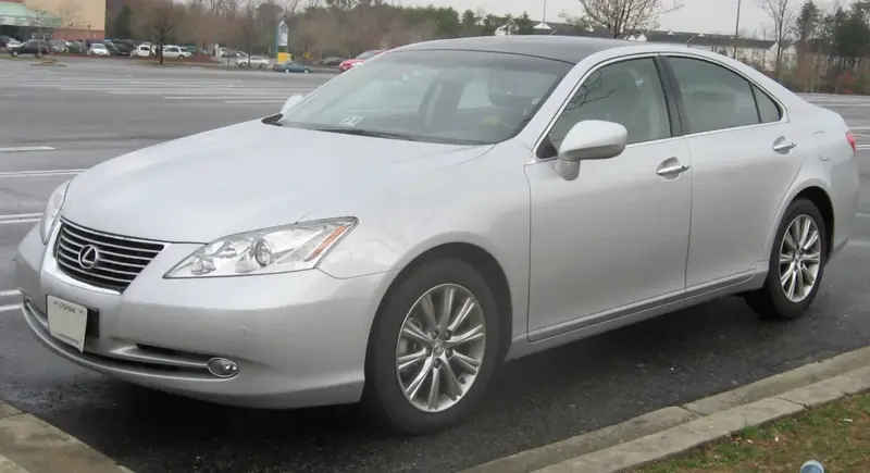 Lexus ES - 3
