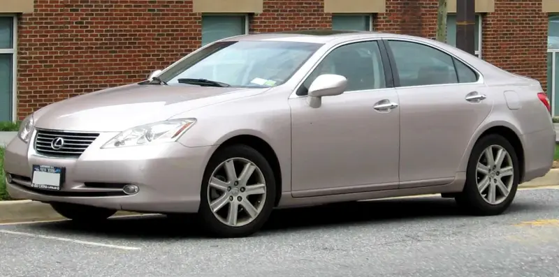 Lexus ES - 4