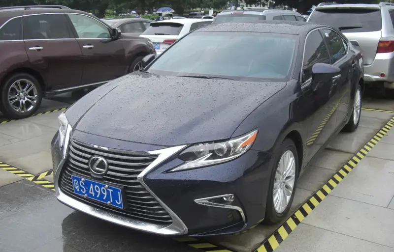 Lexus ES ES VI (XV60) (facelift 2015)