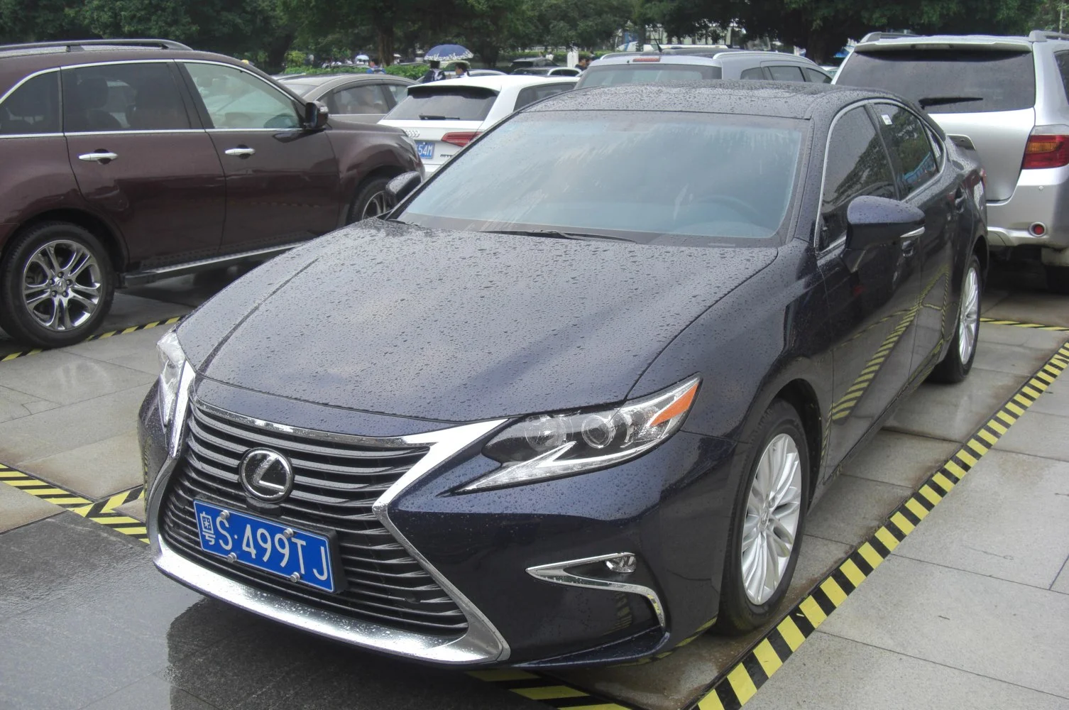 Lexus ES ES VI (XV60) (facelift 2015)
