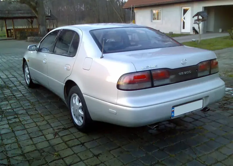 Lexus GS - 2