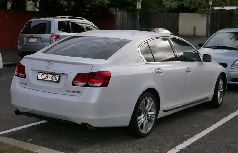 Lexus GS - 4