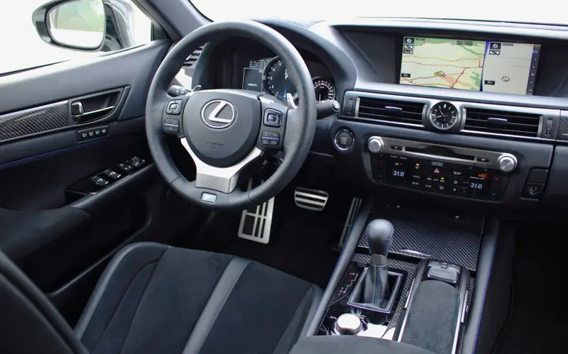 Lexus GS - 5