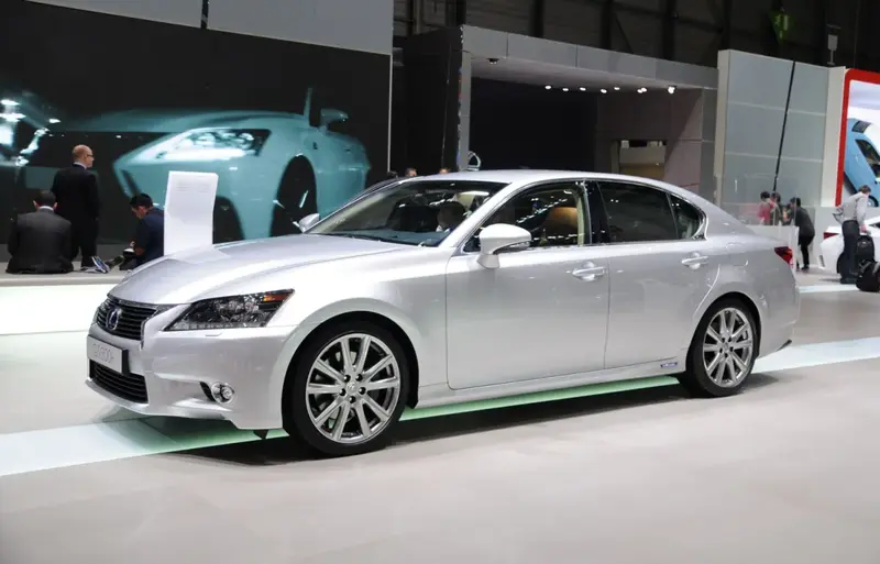 Lexus GS - 4