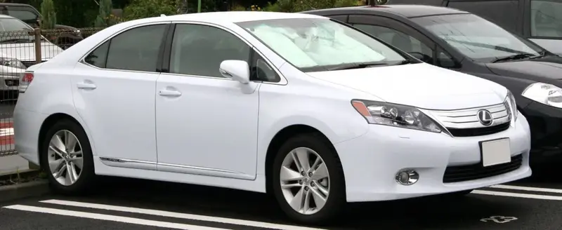 Lexus HS - 5