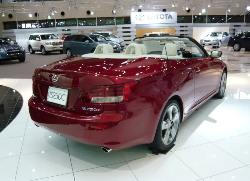 Lexus IS - 2