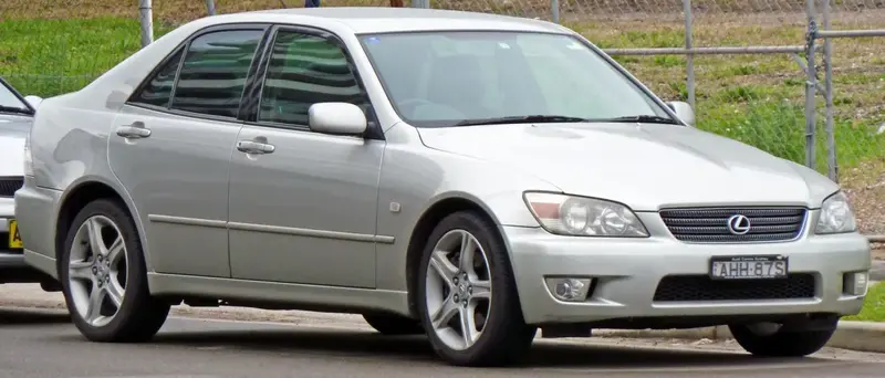 Lexus IS IS I (XE10)