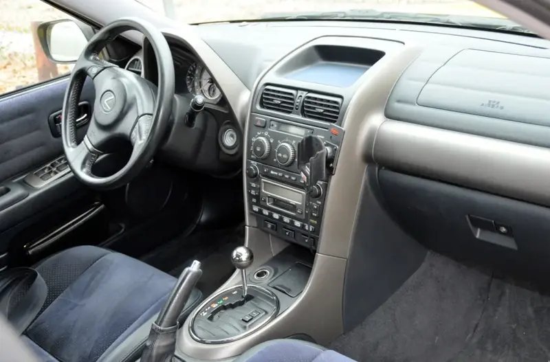 Lexus IS - 5