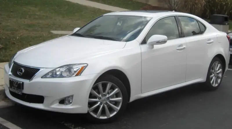 Lexus IS - 4