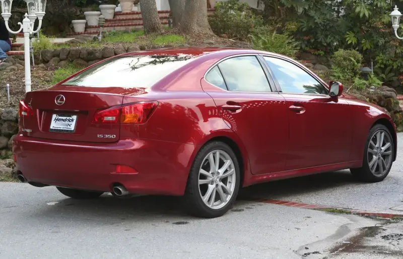 Lexus IS - 4