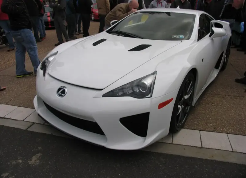 Lexus LFA LFA 4.8 V10 (560 bg) Automatic - görsel 4