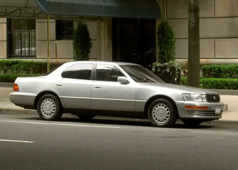 Lexus LS - 6