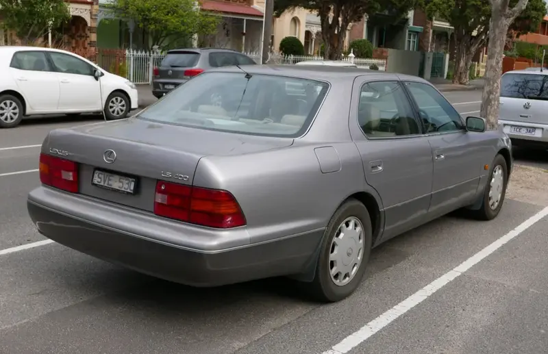 Lexus LS - 2