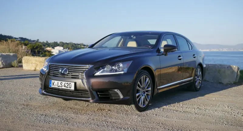 Lexus LS LS IV (facelift 2012)