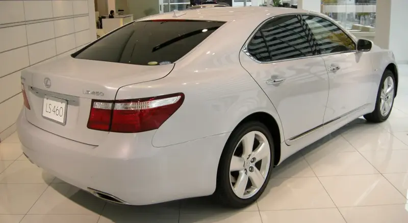 Lexus LS - 2