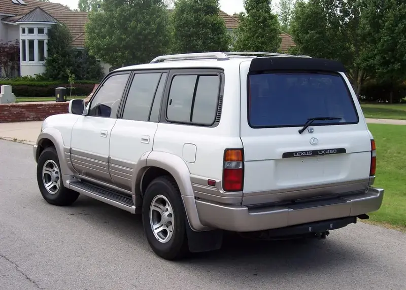 Lexus LX - 5