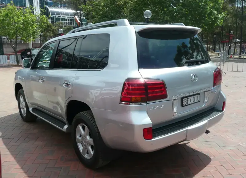 Lexus LX - 2